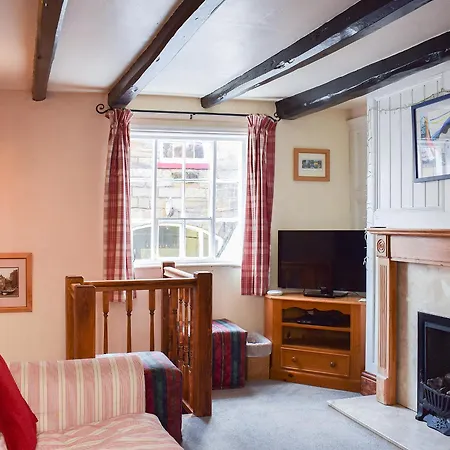 Holiday home Sharrowhead *